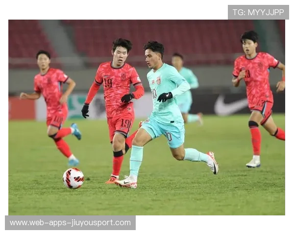 中国足球国家队战术多变应对国际强队挑战，看一下中国国家足球队对战的情况