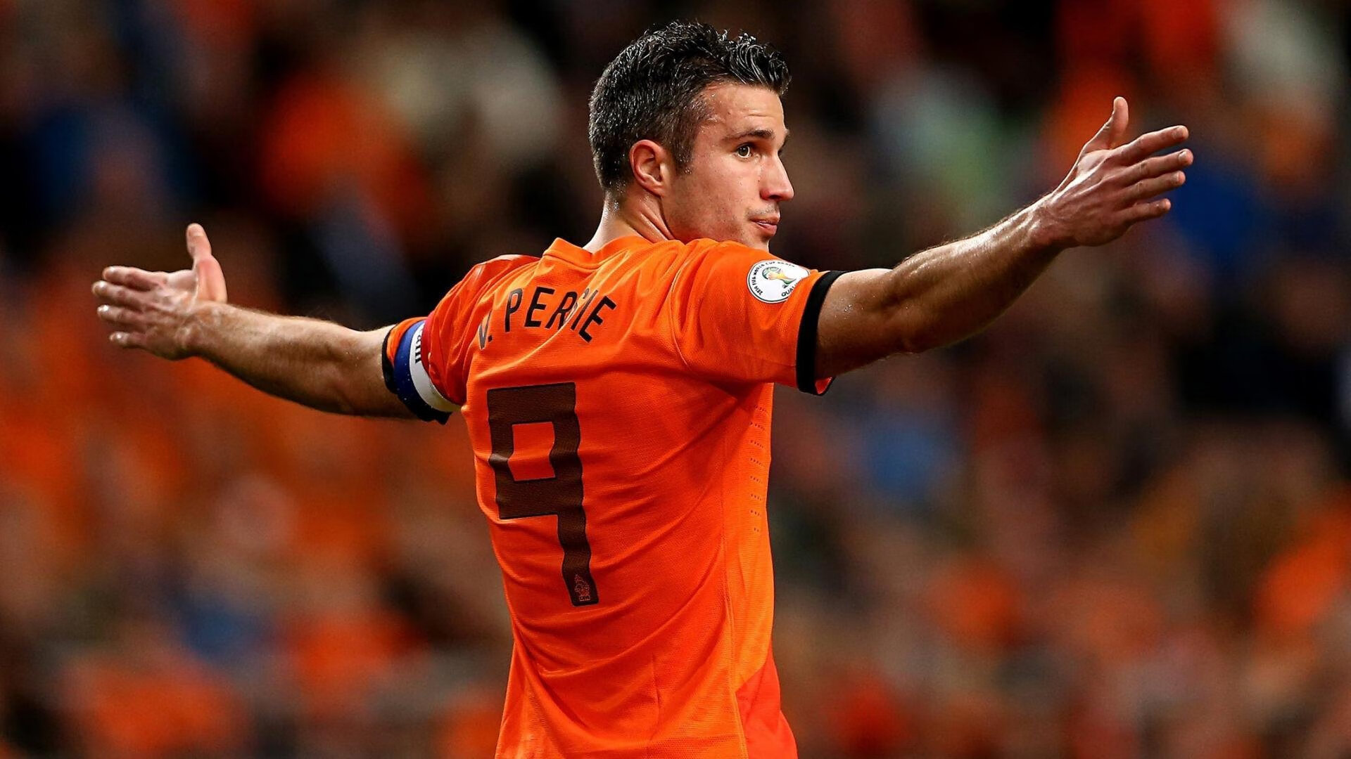 卡扎伊什维利第25球!推射破门,领跑射手榜冲击金靴,扎卡左后卫